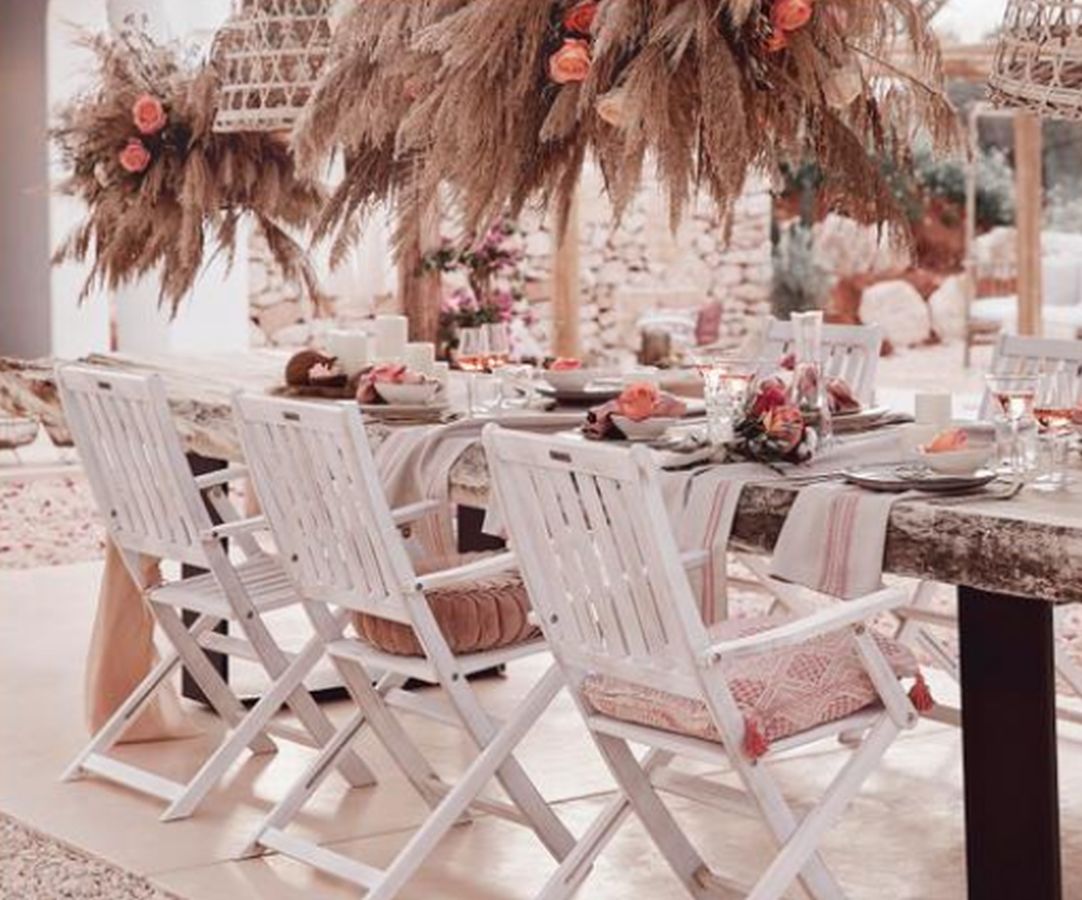 Los cojines en color pastel logran el toque suave, natural y cálido que necesita cualquier hogar para conseguir paz y armonía