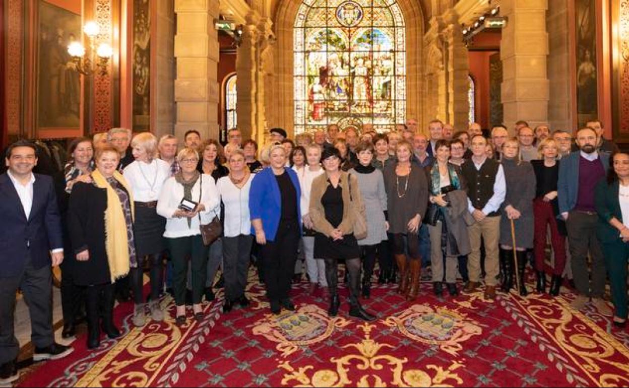 «Gracias por estar al servicio de la ciudadanía guipuzcoana durante años»