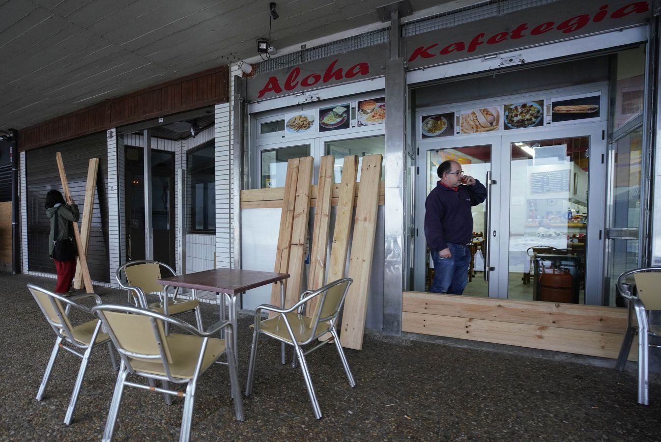 Olas de más de nueve metros ponen en jaque este viernes al litoral guipuzcoano