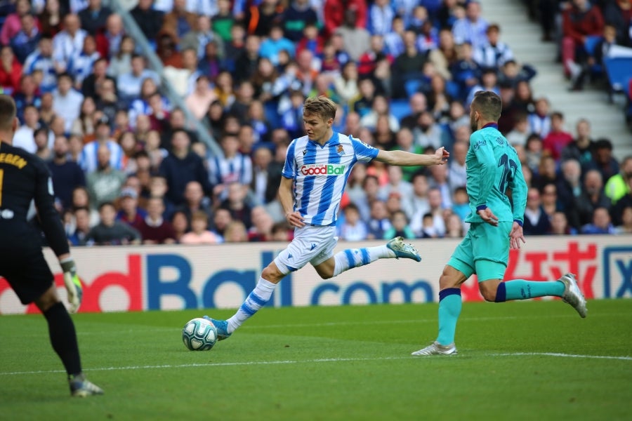 La Real Sociedad y el FC Barcelona han empatado a dos en el Reale Arena. 