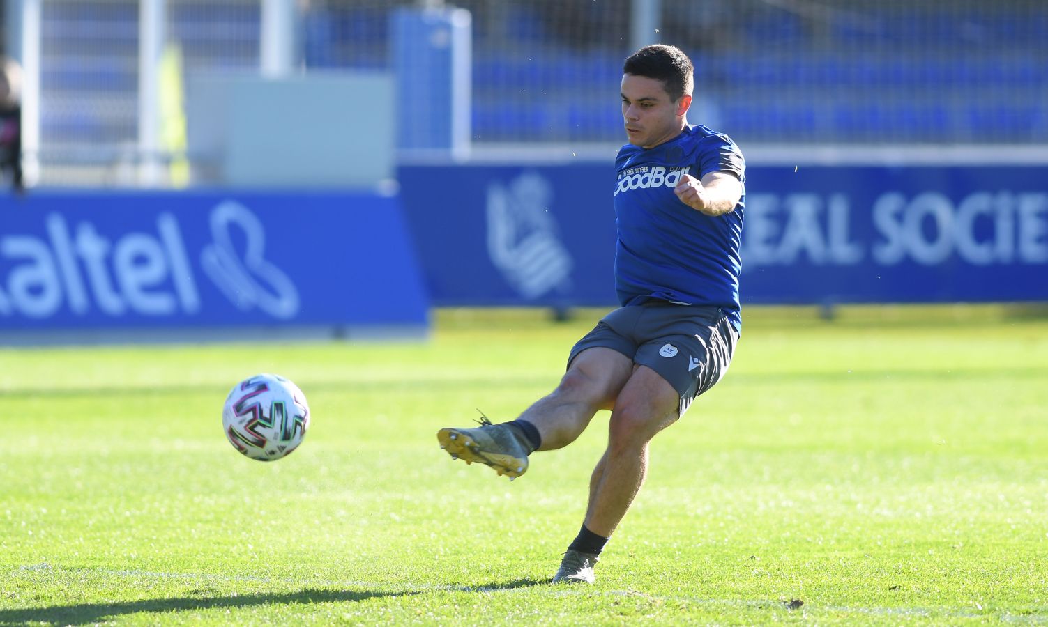 En la típica sesión en el José Luis Orbegozo la Real prepara desde ya el torneo del KO.
