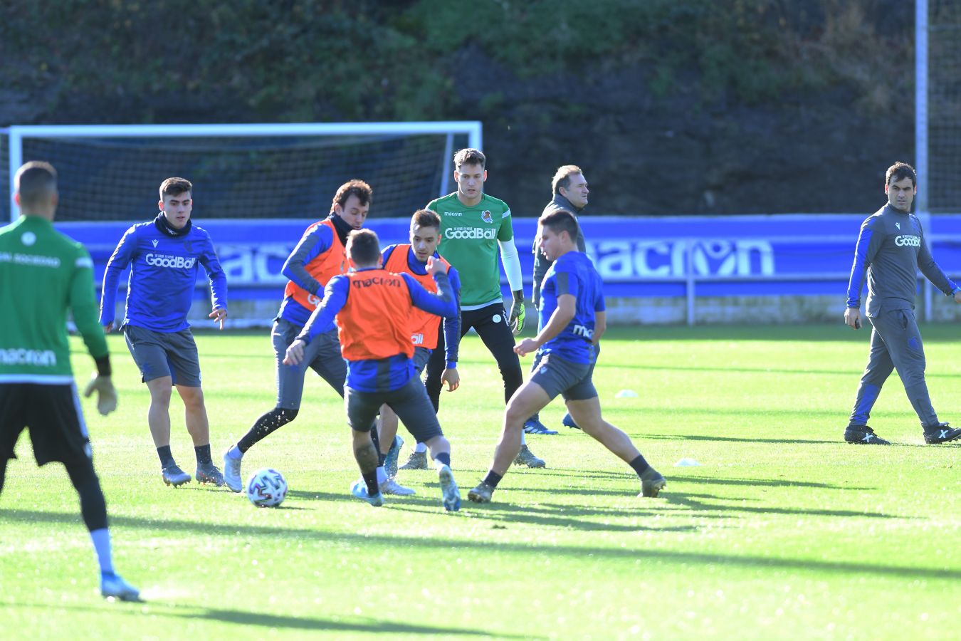 En la típica sesión en el José Luis Orbegozo la Real prepara desde ya el torneo del KO.