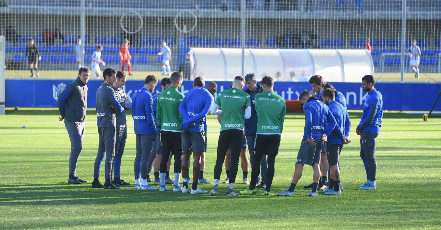 En la típica sesión en el José Luis Orbegozo la Real prepara desde ya el torneo del KO.