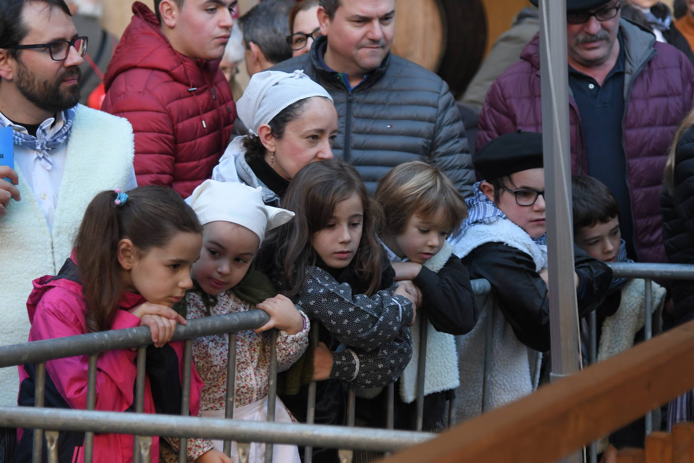 Ambiente festivo en Donostia desde bien temprano. 