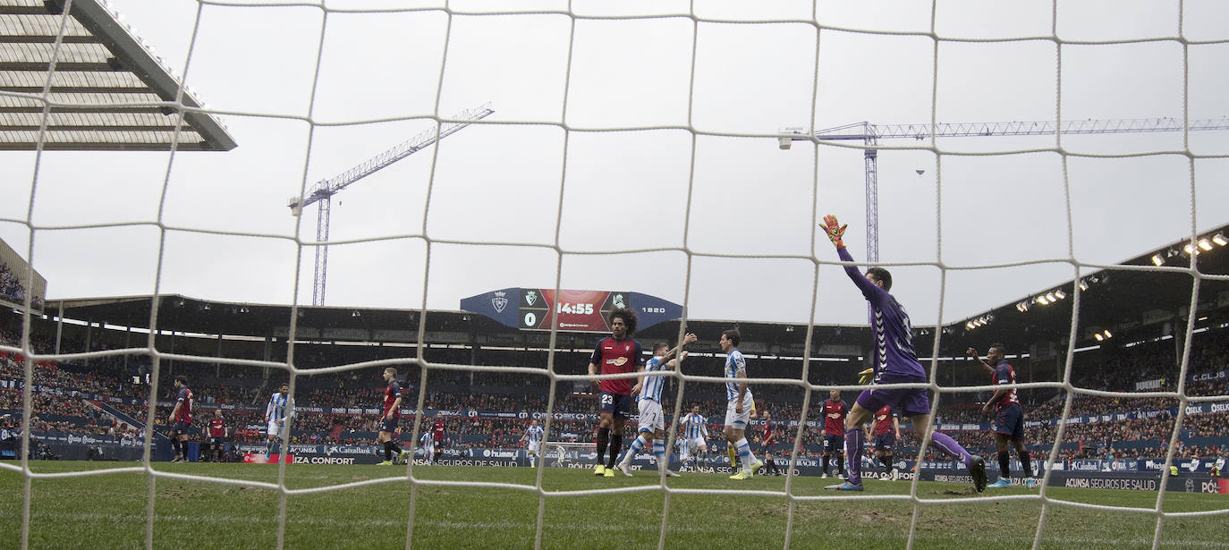 Fotos: Las mejores imágenes del Osasuna - Real Sociedad en El Sadar