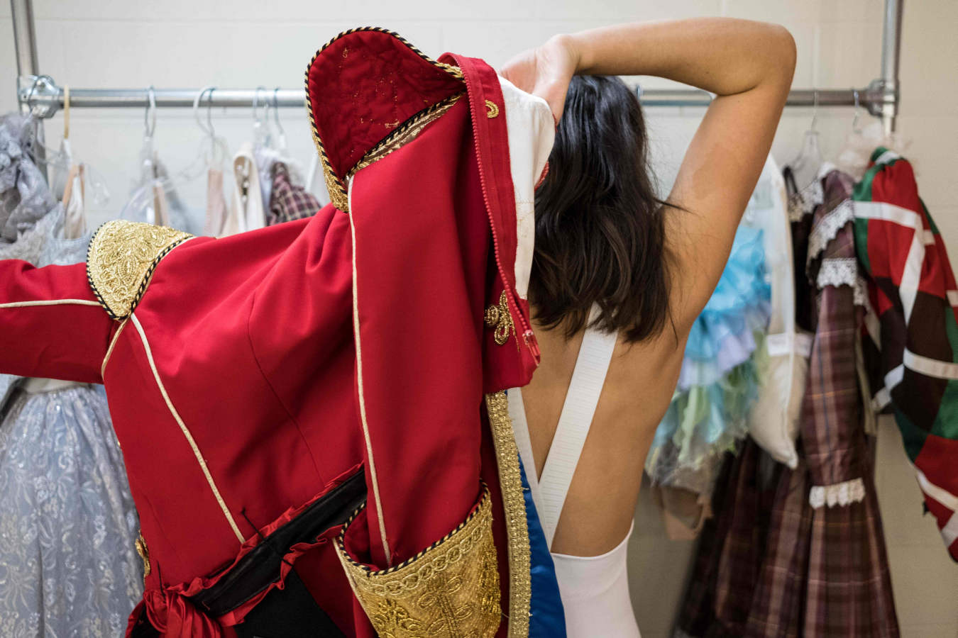 La bailarina Miranda Dafoe se ha convertido en la primera mujer en interpretar el Cascanueces