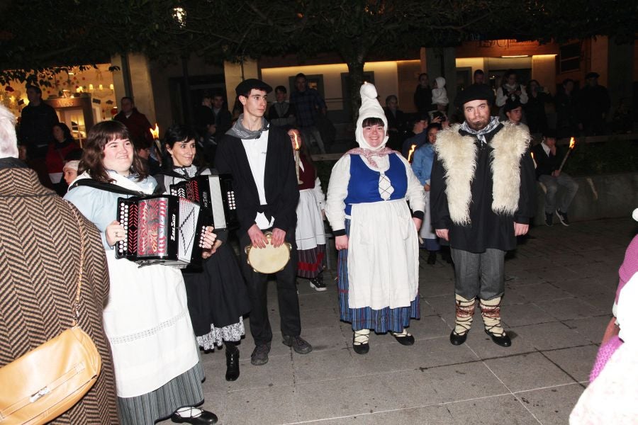 Fotos: Amplia comitiva en Ordizia