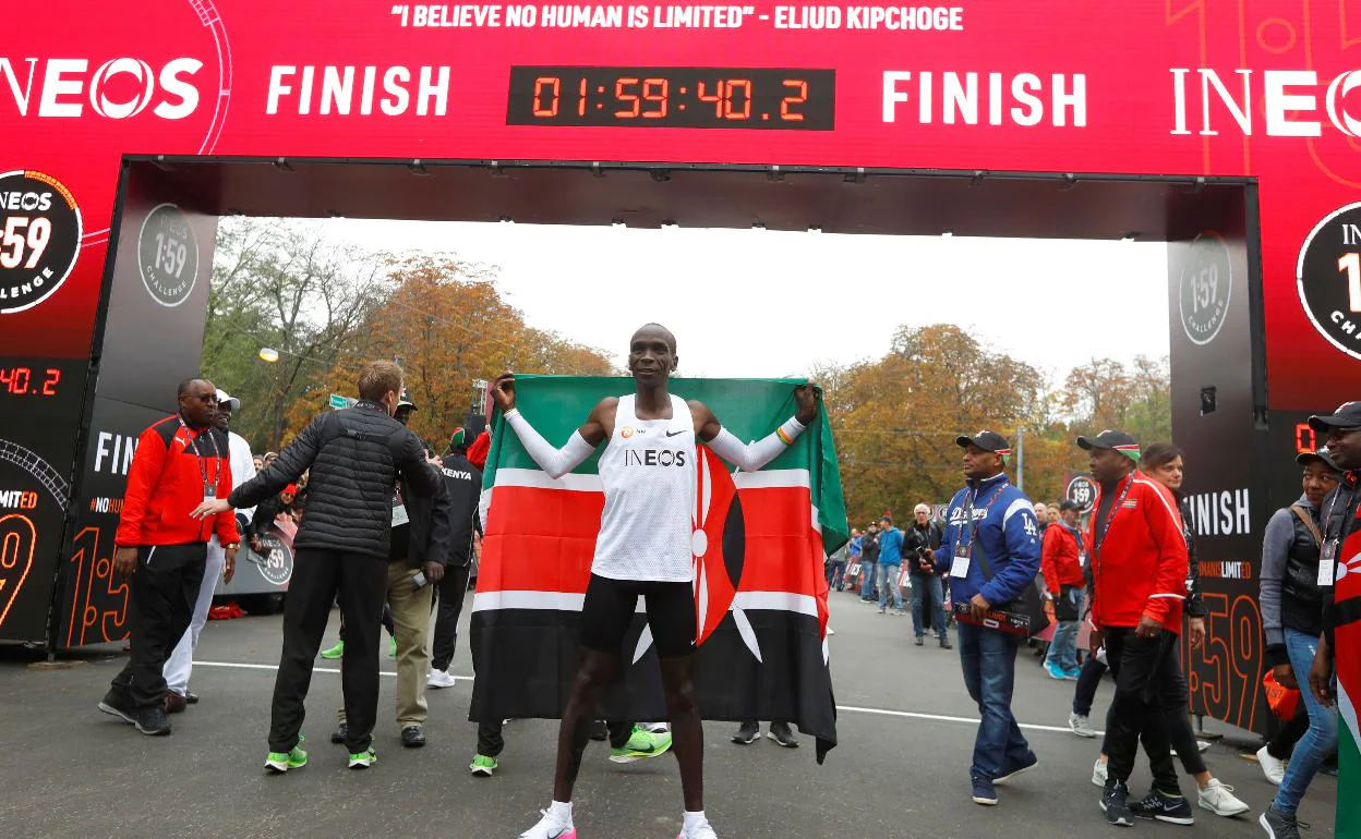 El atleta keniano Eliud Kipchoge, tras bajar de las dos horas en un maratón.