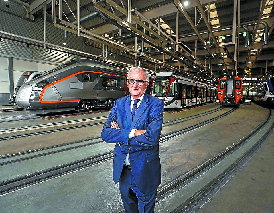 El constructor ferroviario que lidera Andrés Arizkorreta ha vivido un año dulce en captación de pedidos y acumula una cartera récord que ronda los 10.000 millones. Ahora, con la polaca Solaris subida al tren.
