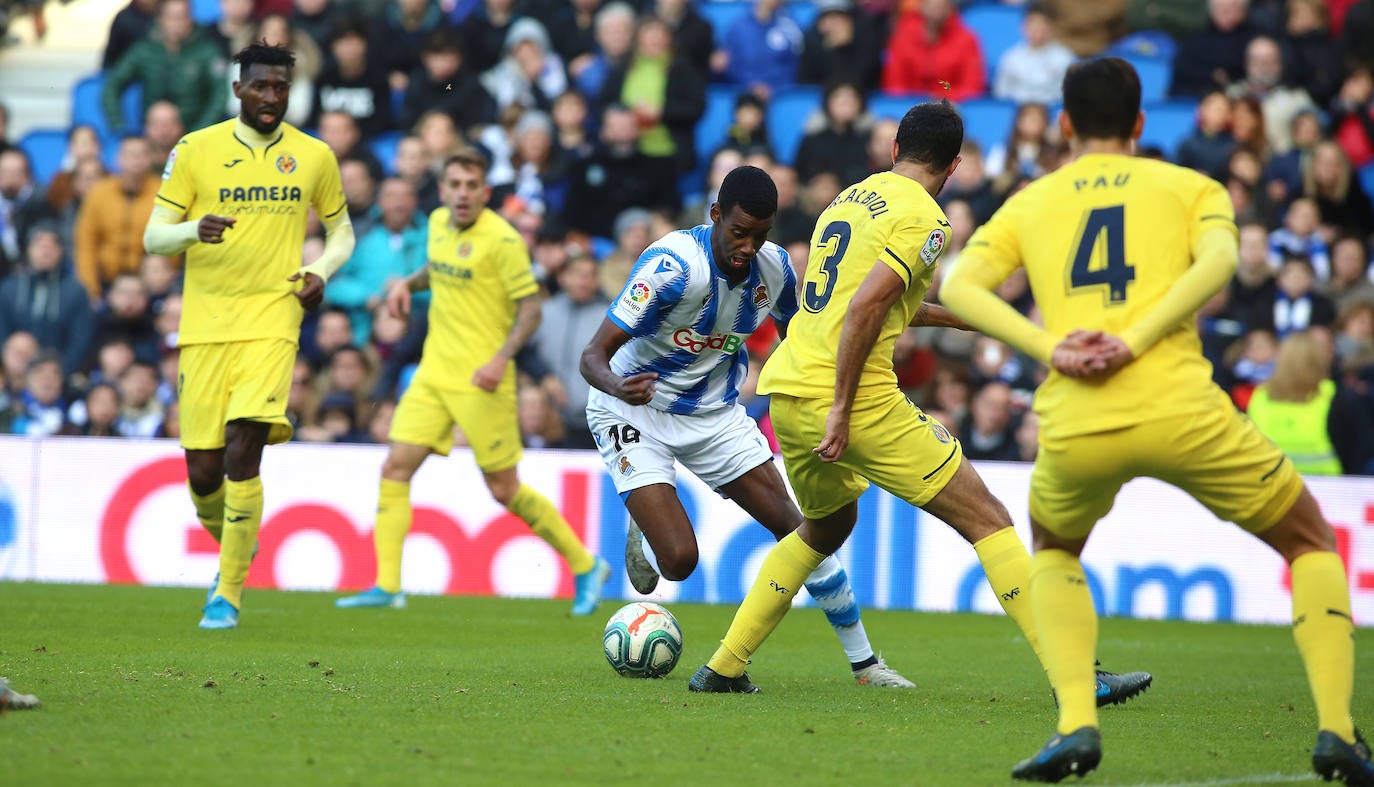 Willian José ha adelantado a la Real en el marcador al descanso, pero el Villarreal ha remontado con los goles de Trigueros de penalti, y Cazorla tras la revisión del VAR