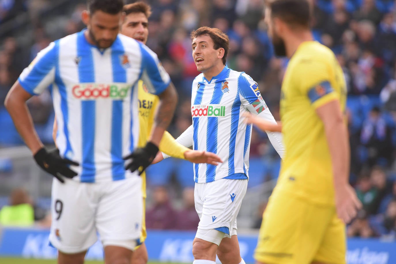 Willian José ha adelantado a la Real en el marcador al descanso, pero el Villarreal ha remontado con los goles de Trigueros de penalti, y Cazorla tras la revisión del VAR