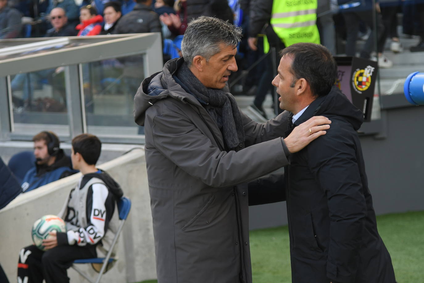 Willian José ha adelantado a la Real al descanso, pero el Villarreal ha remontado en la segunda parte con los goles de Trigueros de penalti y Cazorla tras la revisión del VAR