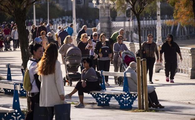 La población guipuzcoana sigue creciendo a pesar del descenso de la natalidad