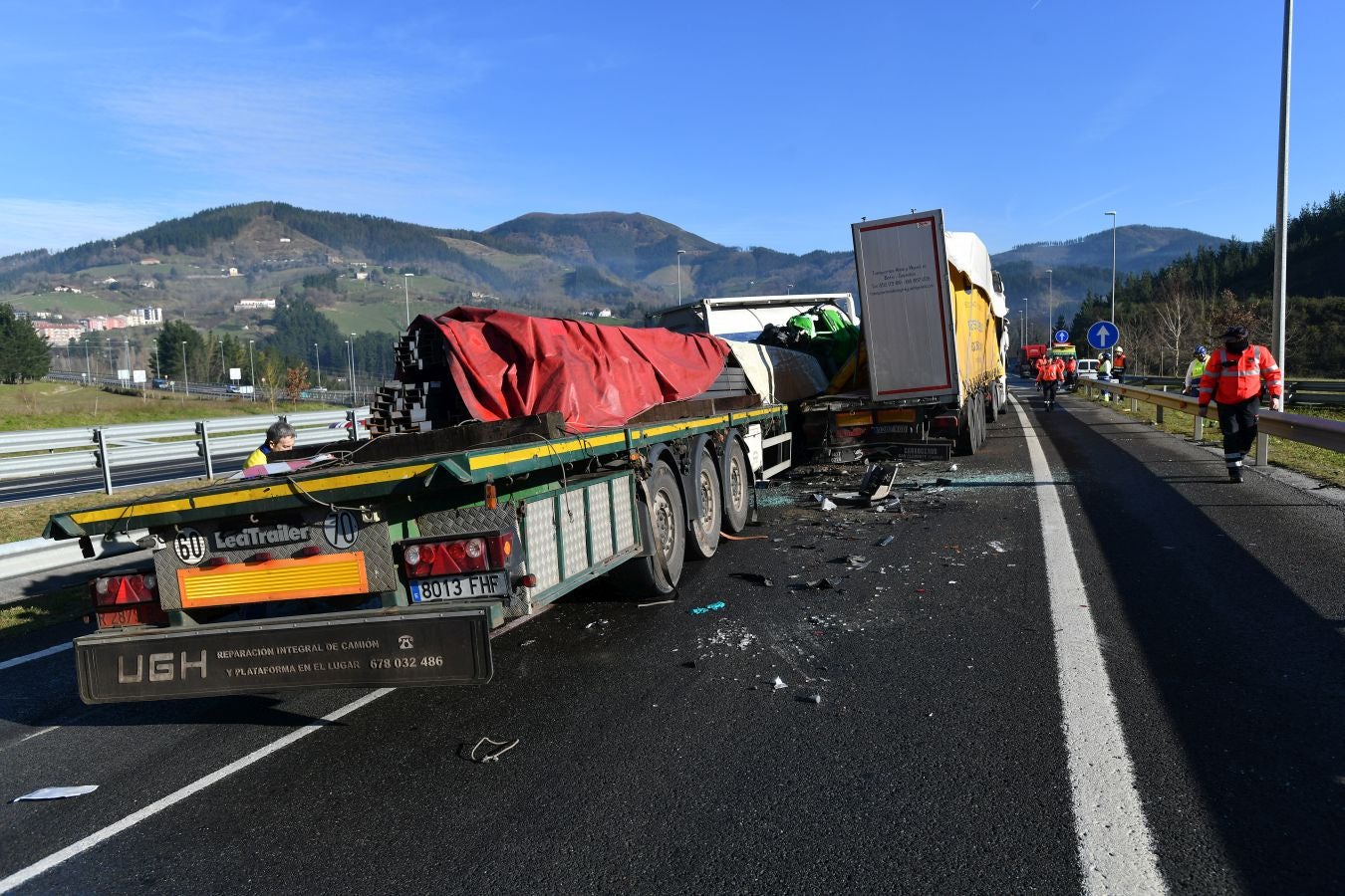 Como consecuencia del accidente, diez personas han resultado heridas, dos de ellas en estado muy grave