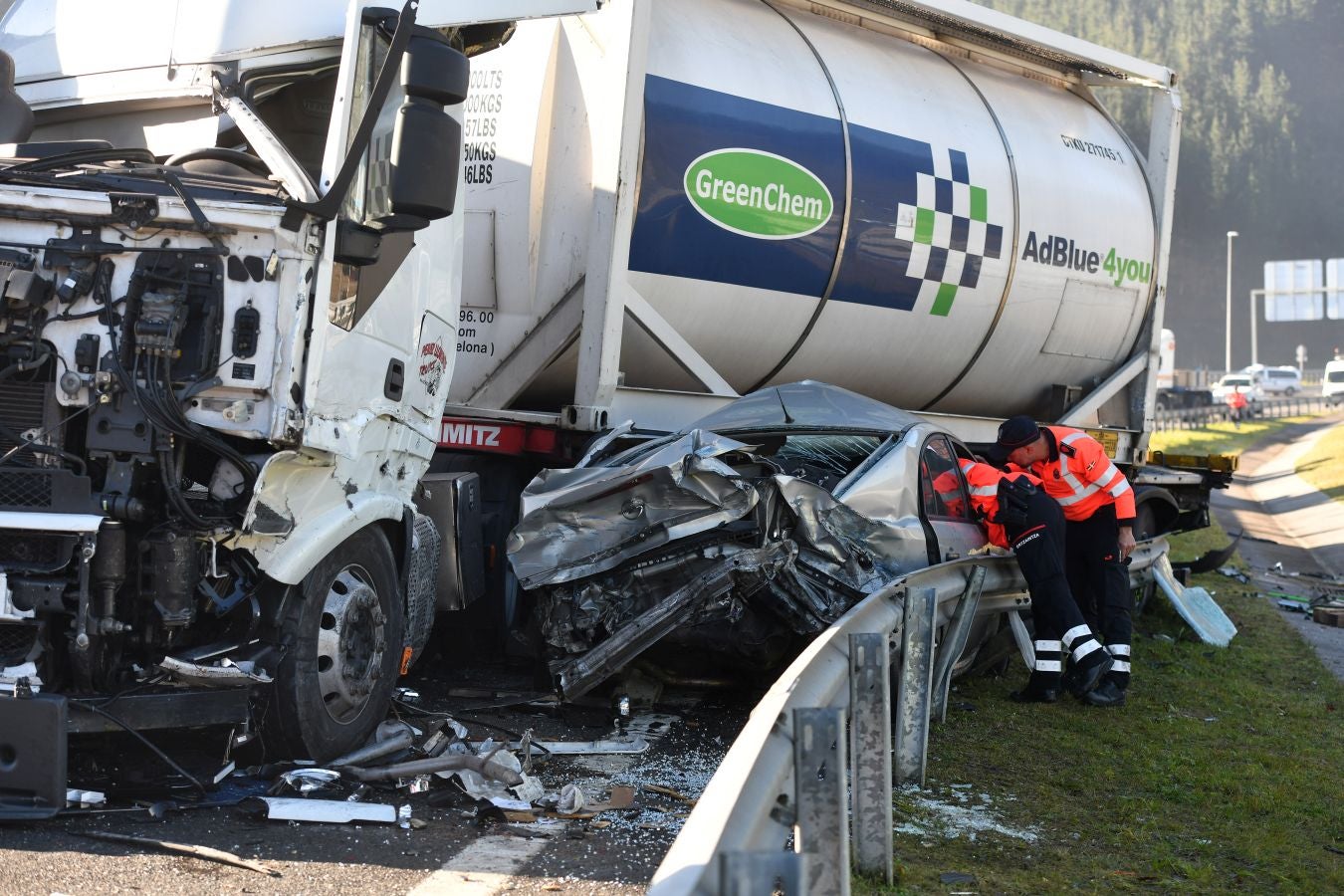 Como consecuencia del accidente, diez personas han resultado heridas, dos de ellas en estado muy grave