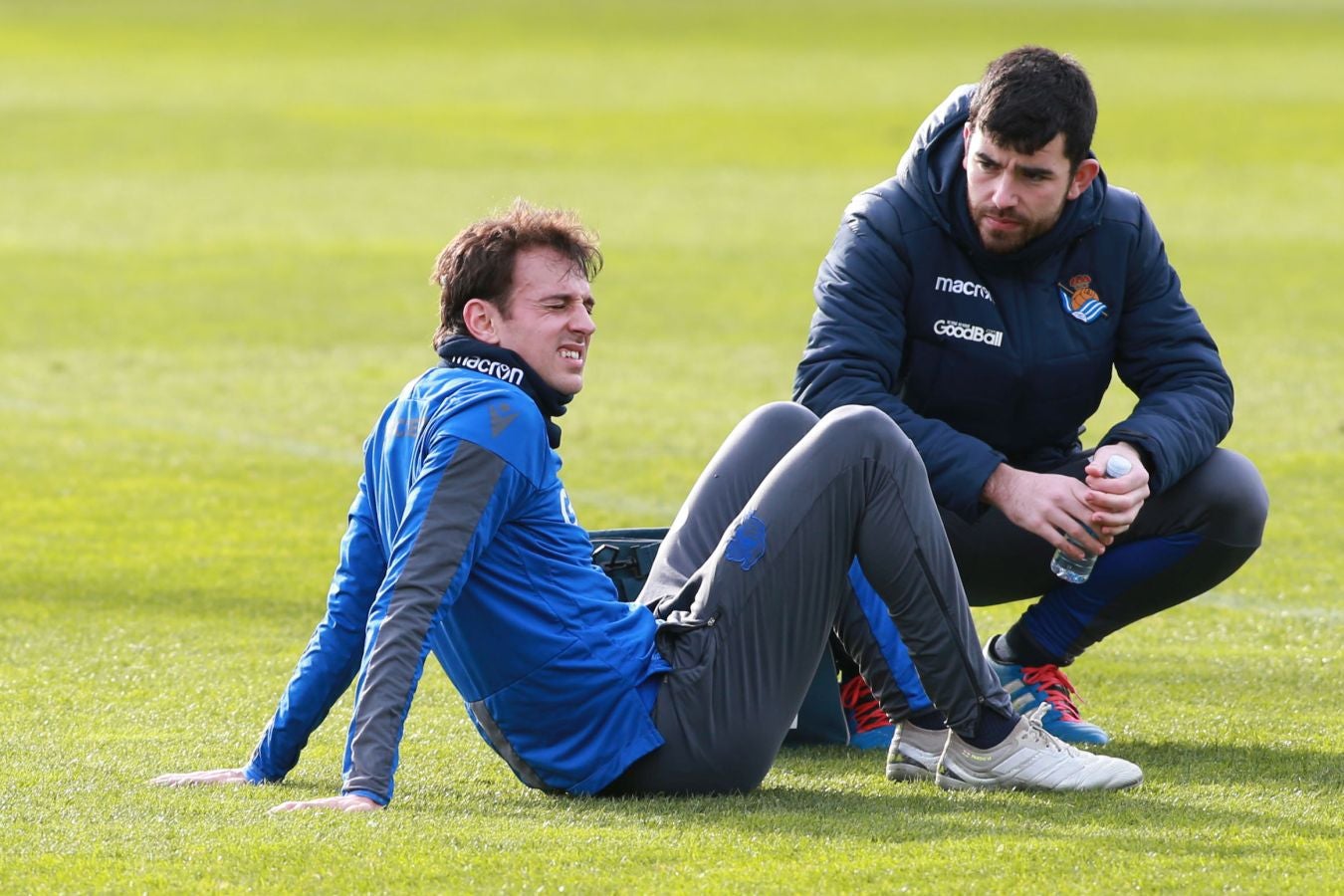 Esta mañana han saltado al Z1 los tres porteros más los que no jugaron en Copa, como Llorente, Pardo, Sagnan y Gorosabel, y los que fueron suplentes, entre ellos Merino, Willian José y Portu, con la novedad del canterano Roberto López