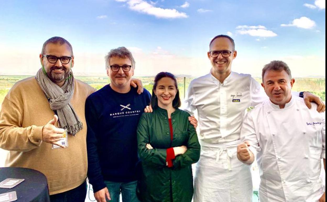 David de Jorge, Andoni, Luis Aduriz, Elena Arzak, Iñigo Lavado y Martín, Berasategui, ayer en Madrid Fusión. 