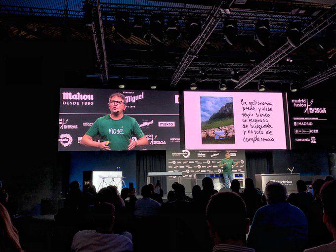 Andoni Luis Aduriz, durante su ponencia. 