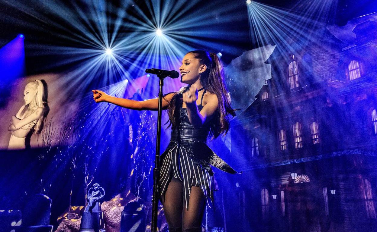 Denuncian por plagio a Ariana Grande a falta de una semana para los Grammy