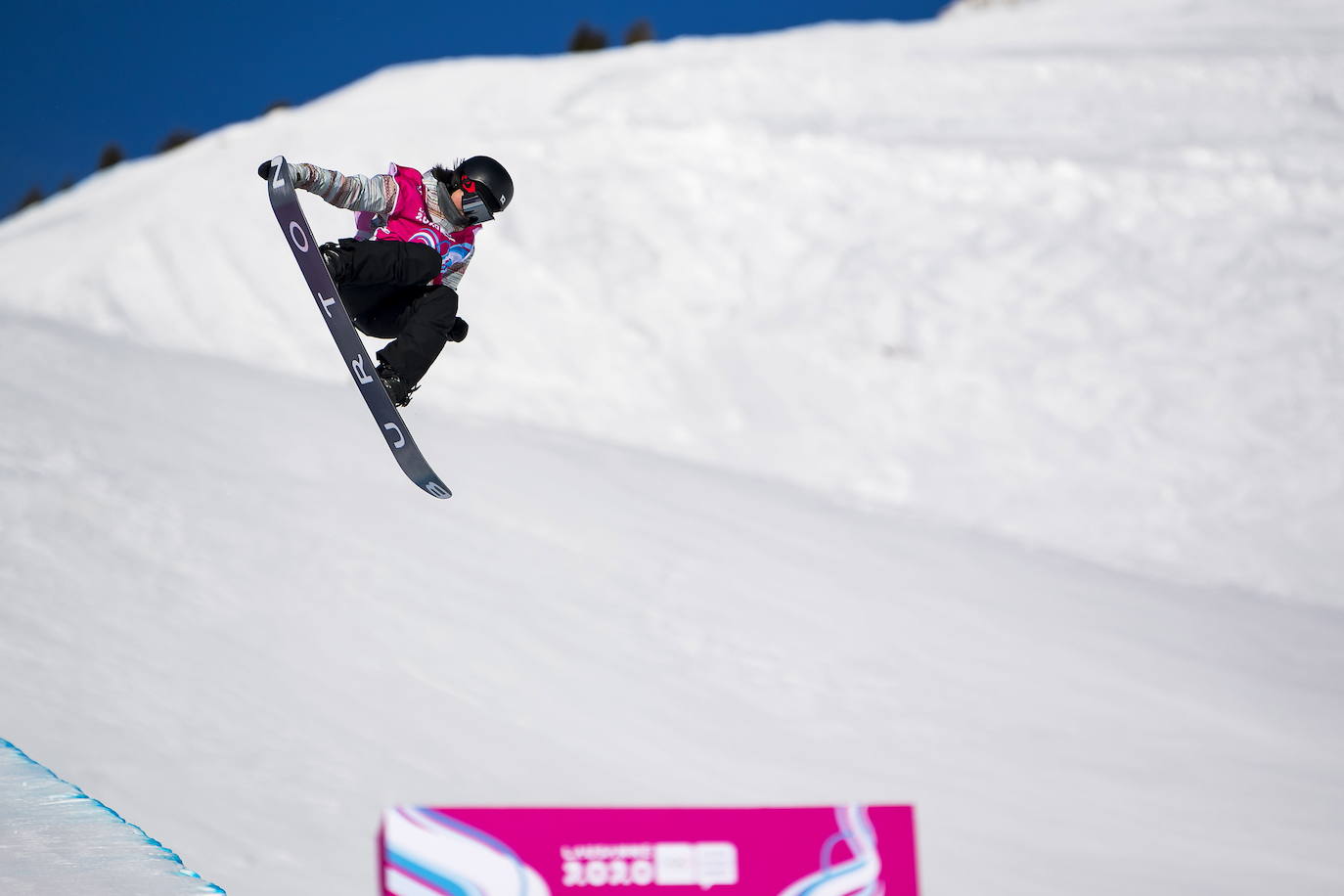 Esta semana se ha disputado el snowboard cross de los Juegos Olímpicos de la Juventud de Invierno de Lausana 2020, que ha ofrecido espectaculares imágenes.