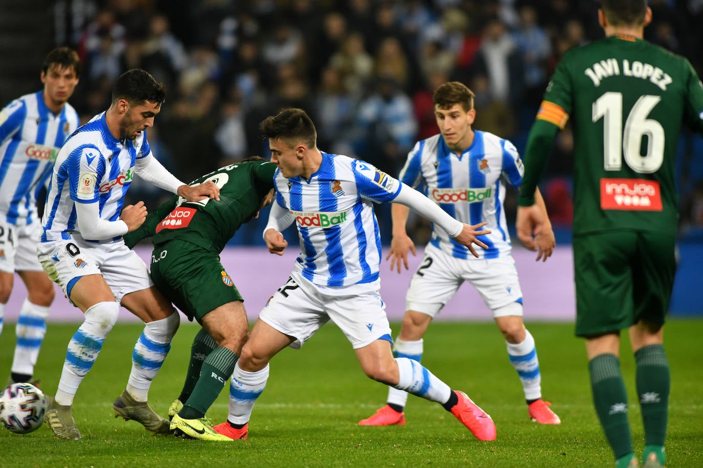 Buen ambiente en la eliminatoria copera que ha enfrentado a los realistas contra el Espanyol