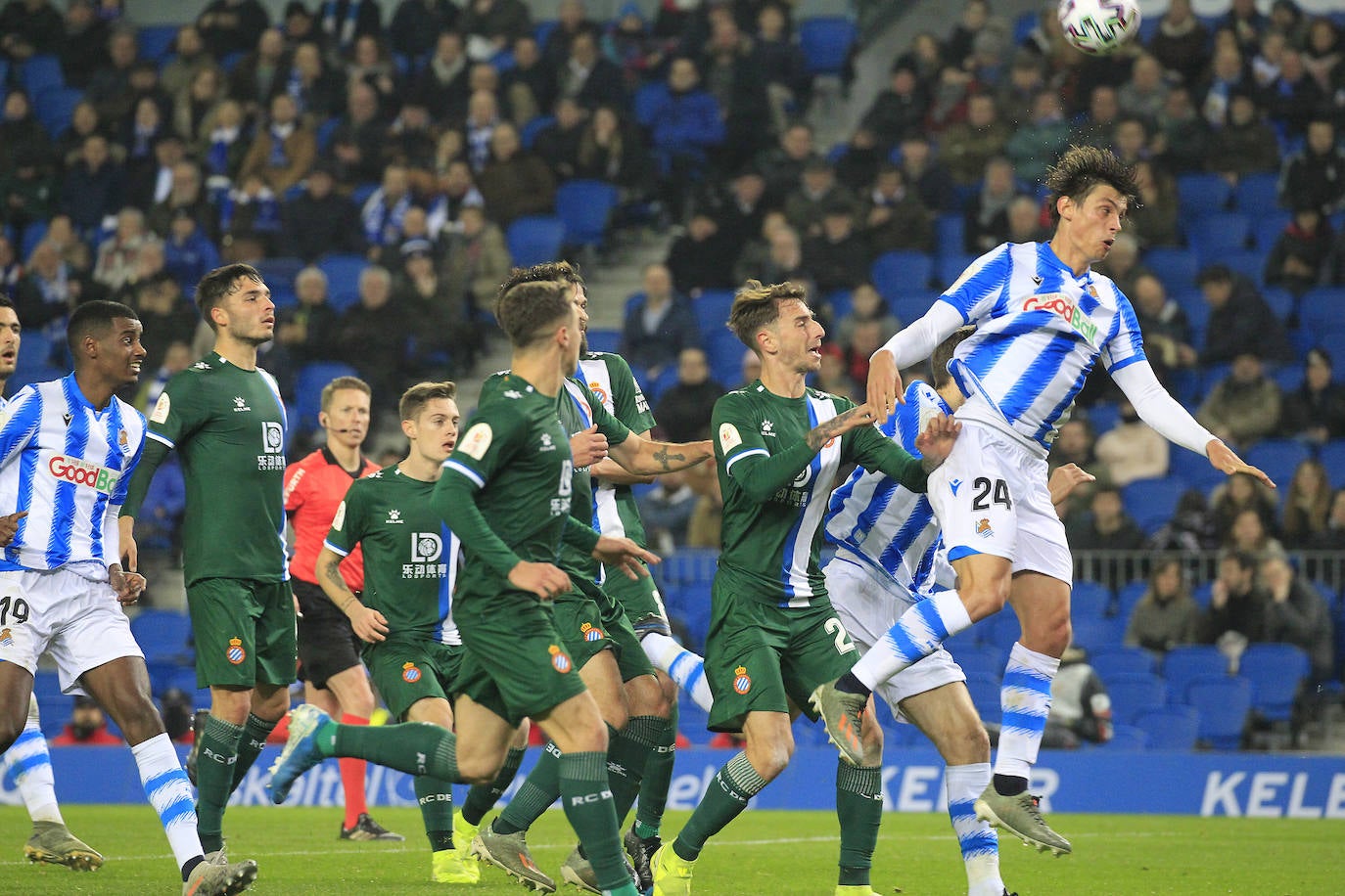 Buen ambiente en la eliminatoria copera que ha enfrentado a los realistas contra el Espanyol