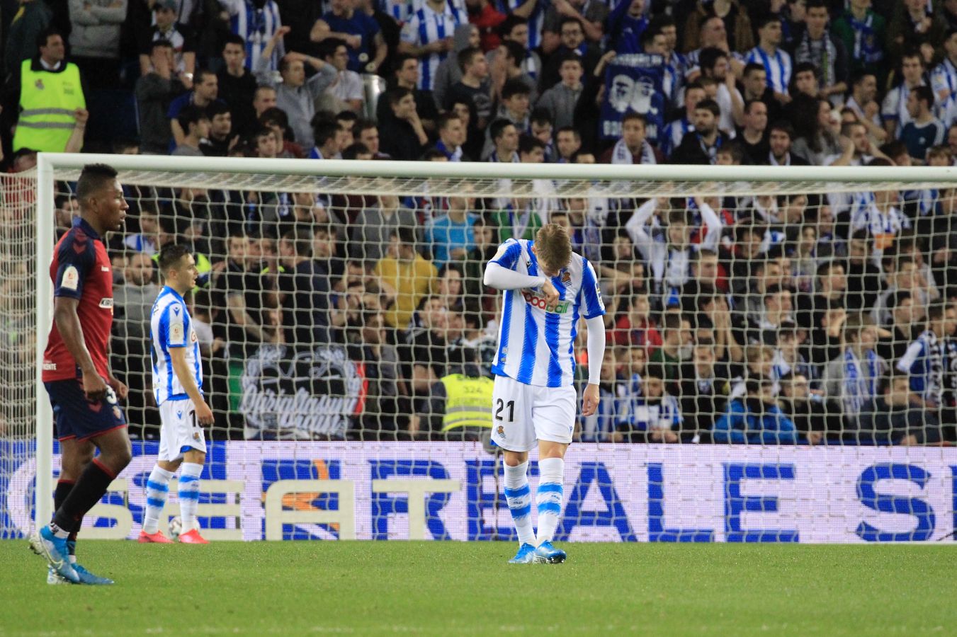 La Real Sociedad sigue soñando con la Copa tras eliminar a Osasuna. Los txuri-urdin estarán en el bombo de cuartos