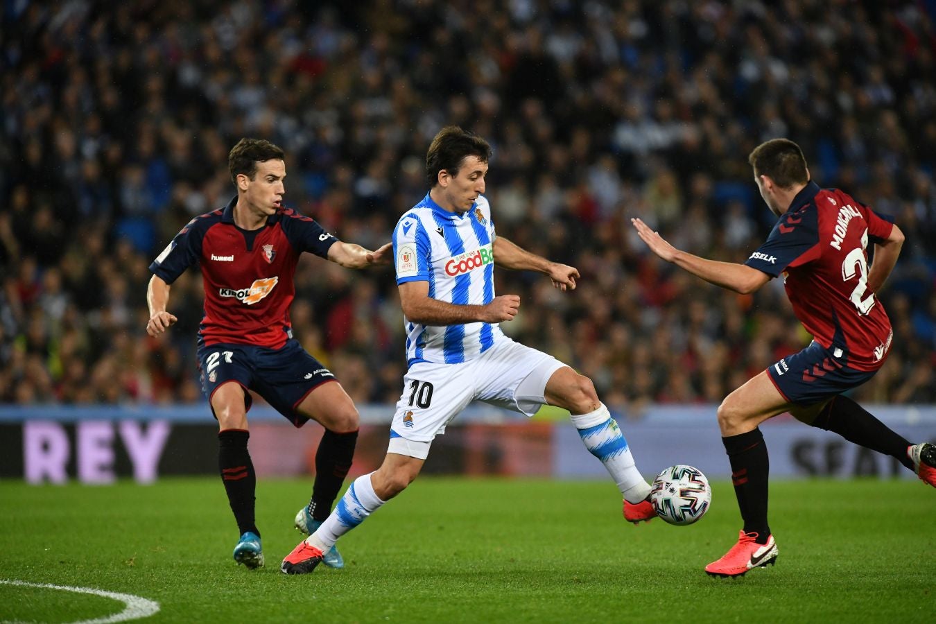 La Real Sociedad sigue soñando con la Copa tras eliminar a Osasuna. Los txuri-urdin estarán en el bombo de cuartos