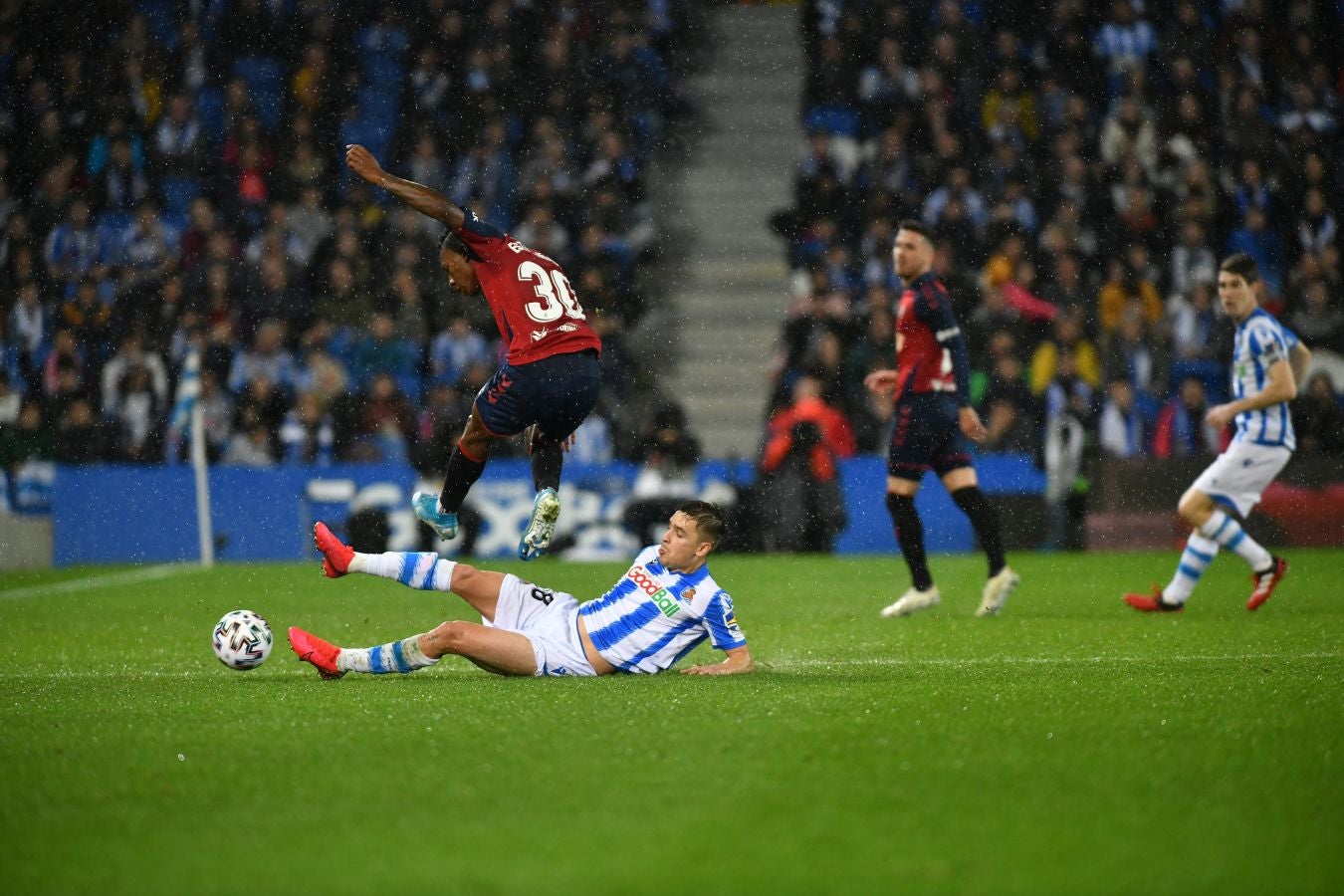 La Real Sociedad sigue soñando con la Copa tras eliminar a Osasuna. Los txuri-urdin estarán en el bombo de cuartos