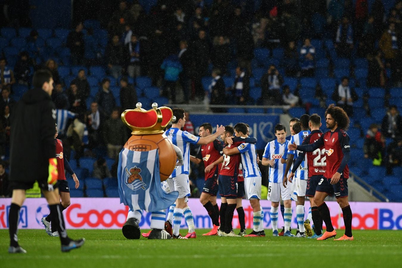 La Real Sociedad sigue soñando con la Copa tras eliminar a Osasuna. Los txuri-urdin estarán en el bombo de cuartos