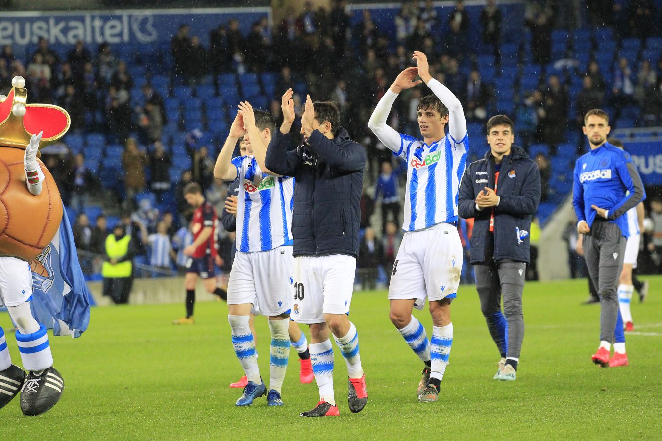 La Real Sociedad sigue soñando con la Copa tras eliminar a Osasuna. Los txuri-urdin estarán en el bombo de cuartos