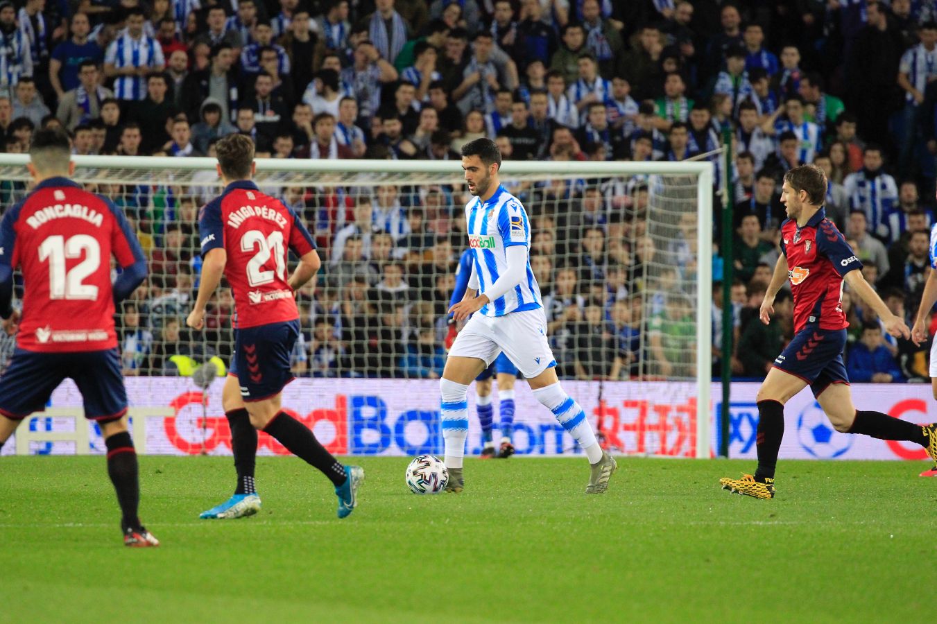 La Real Sociedad sigue soñando con la Copa tras eliminar a Osasuna. Los txuri-urdin estarán en el bombo de cuartos