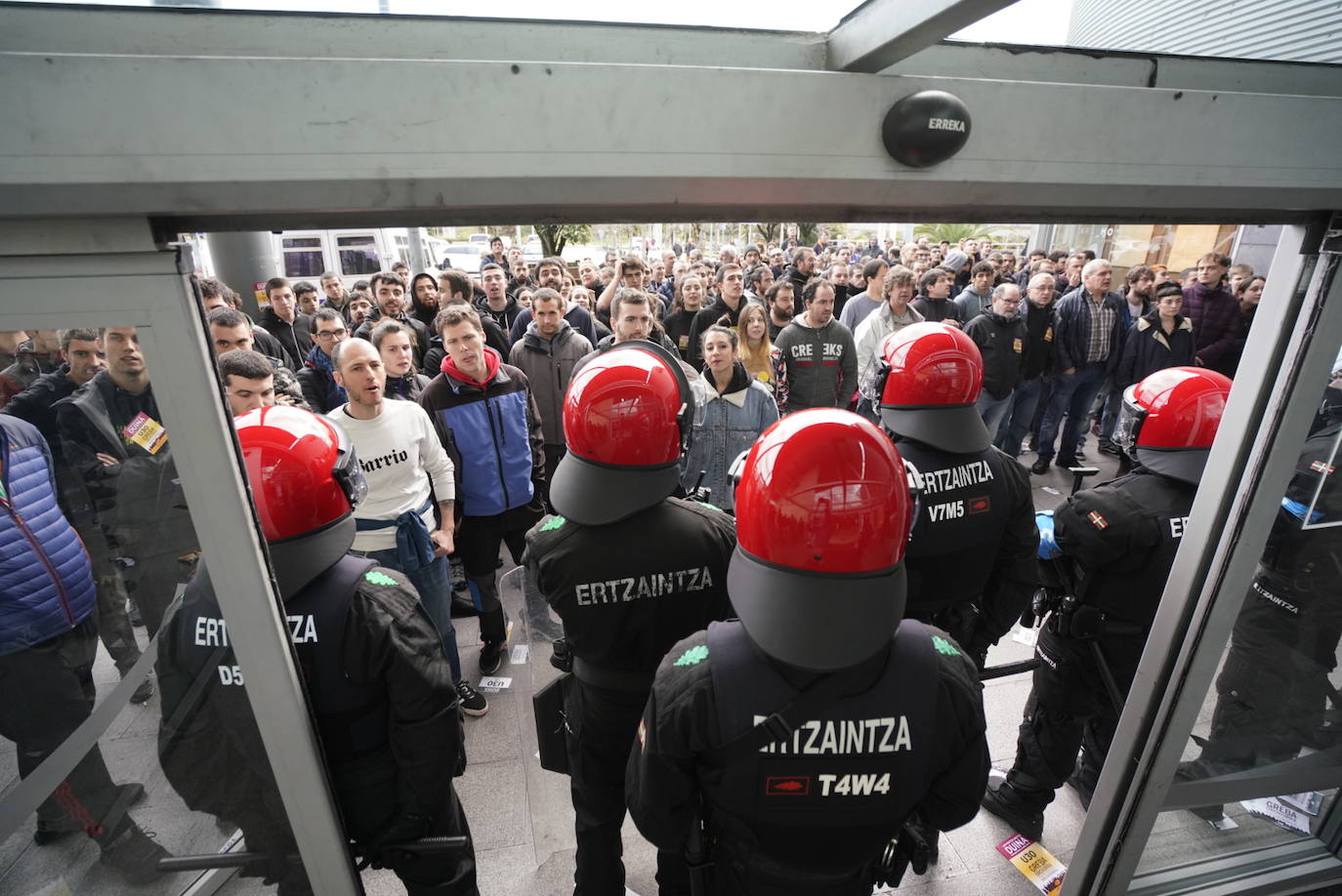 La incidencia de la huelga general del 30 de enero convocada por ELA y LAB ha tenido una incidencia dispar en Gipuzkoa.