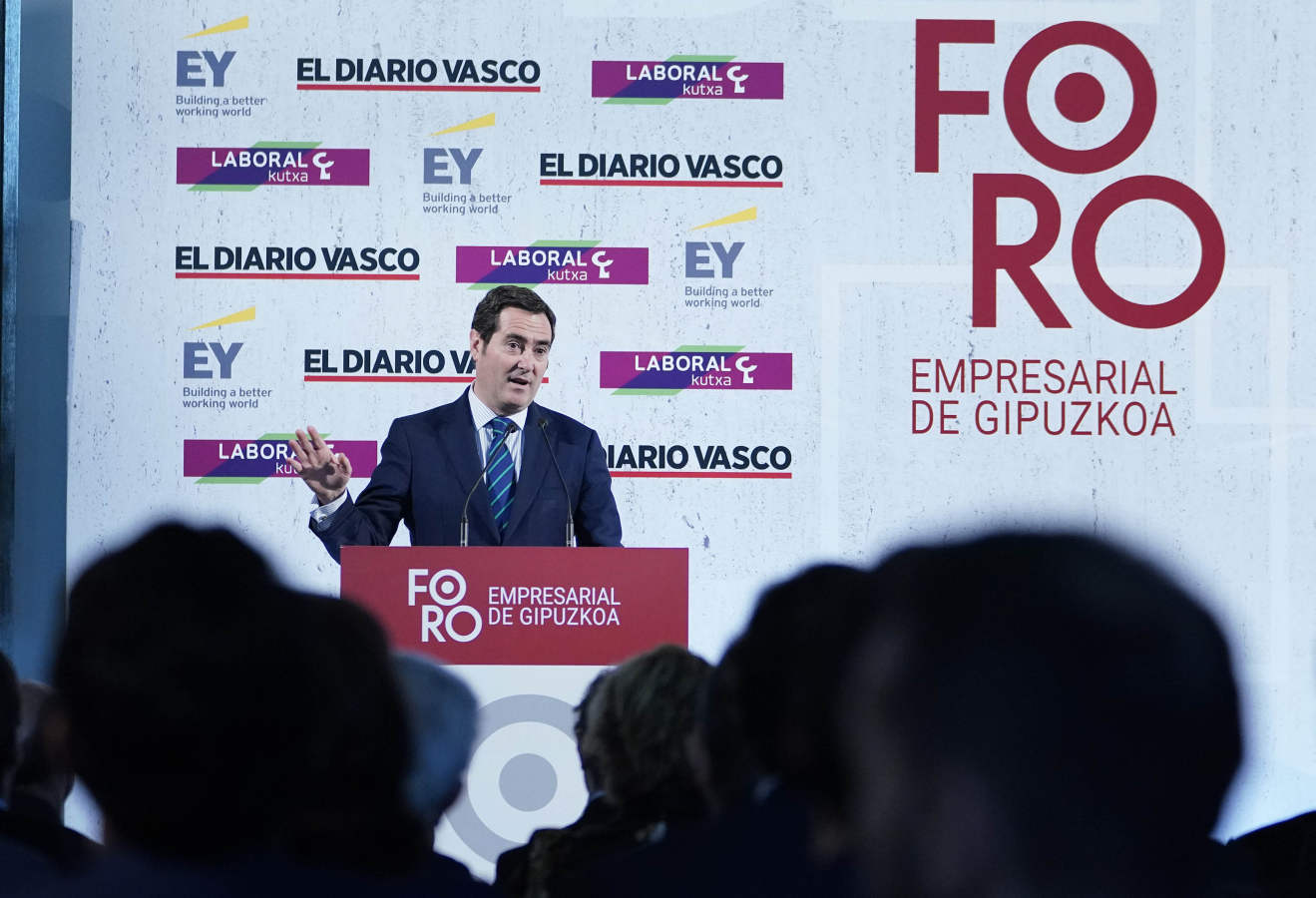 Fotos: Garamendi subraya en la «voluntad de diálogo» de CEOE para la reforma laboral