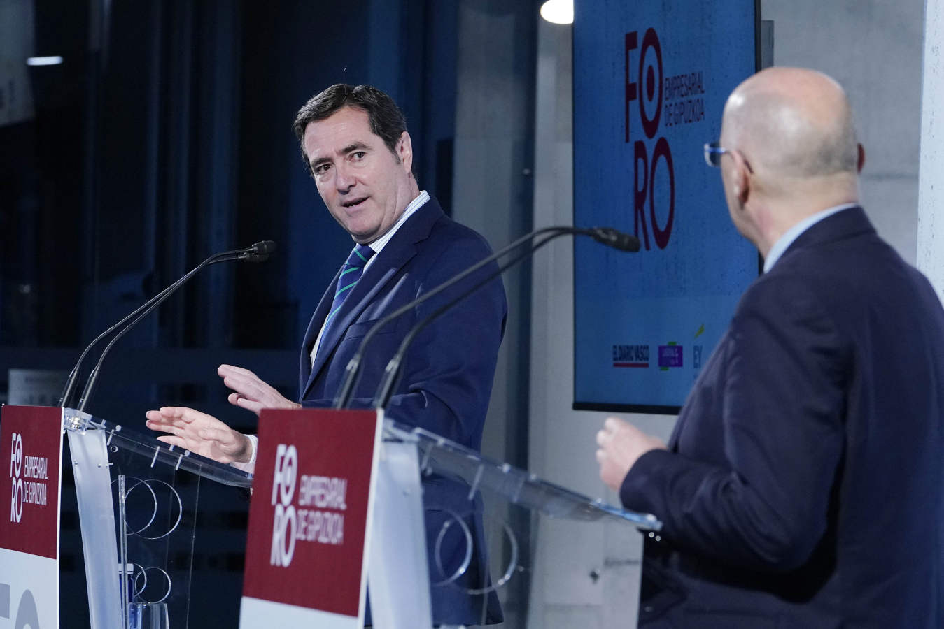 Fotos: Garamendi subraya en la «voluntad de diálogo» de CEOE para la reforma laboral