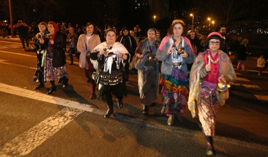Fotos: Gitanos y zíngaras recorren las calles de Herrera