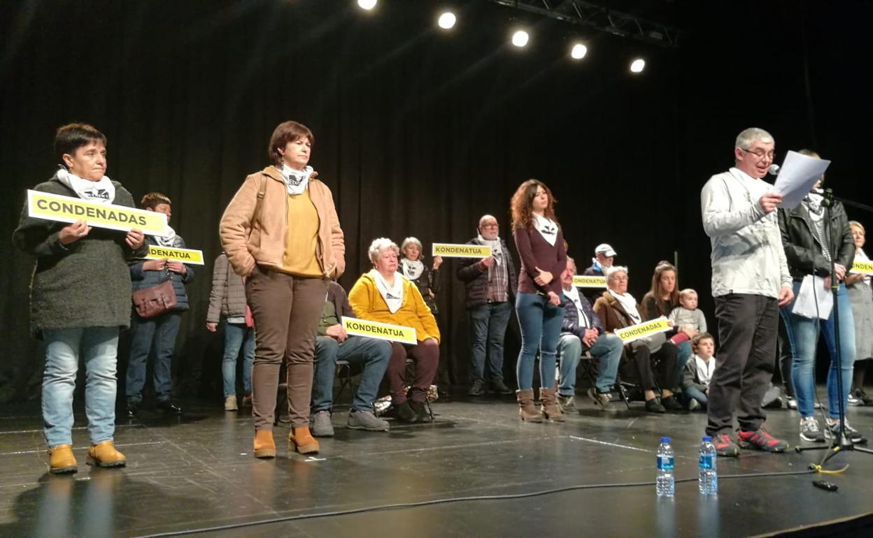 El acto de Etxerat en Hernani.