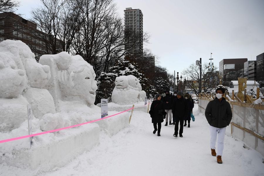 Fotos: Nieve en polvo para el festival de Saporo