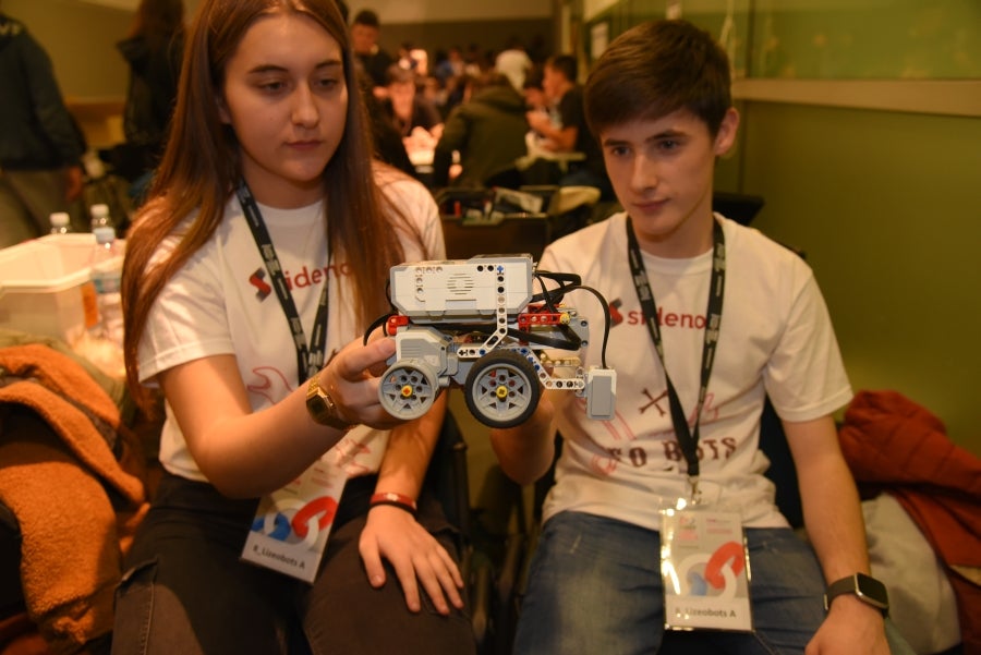 Axular Lizeoa de Donostia disputará la final estatal tras vencer en la First Lego League Euskadi. 