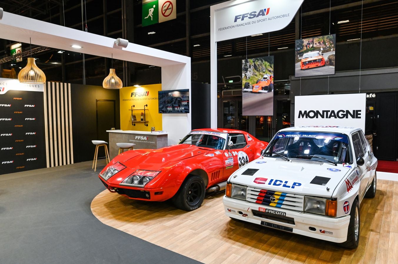 La historia del automovilismo se ha congregado estos días en el salón Rétromobile de París donde se han podido ver modelos legendarios de marcas como Renault, Ferrari, Citroen, Lamborghini, Ford, Mercedes, Porsche y Bugatti entre muchas otras.
