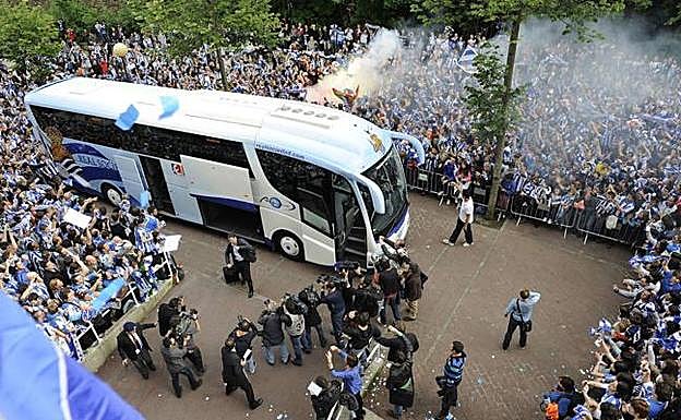 Recibimiento a la Real Sociedad antes de la semifinal de Copa ante el Mirandés