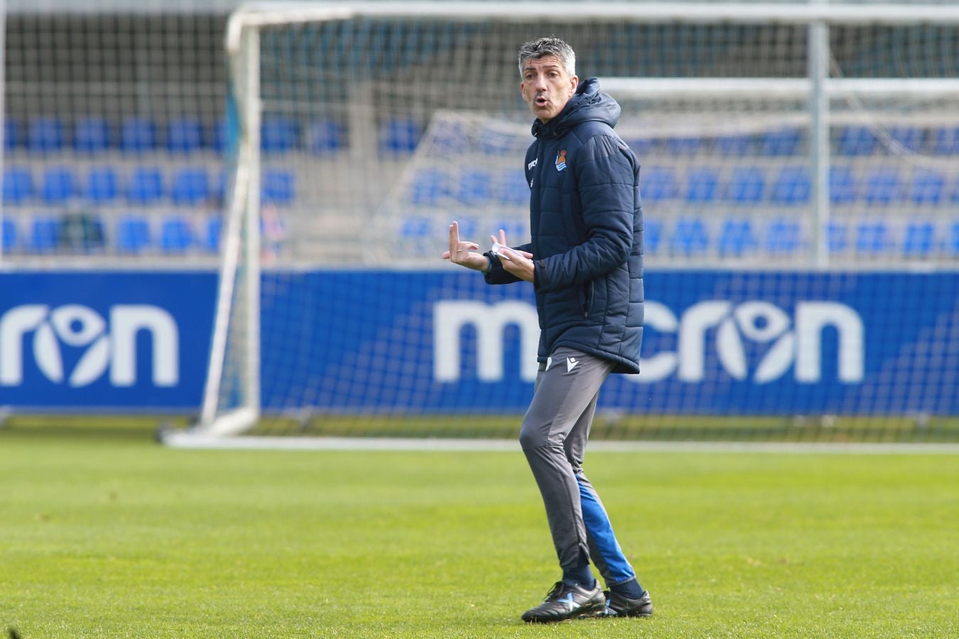 Las mejores imágens del entremiento del conjunto txuri urdin.