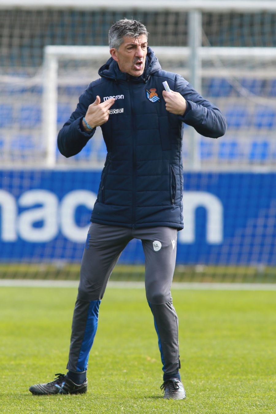 Las mejores imágens del entremiento del conjunto txuri urdin.