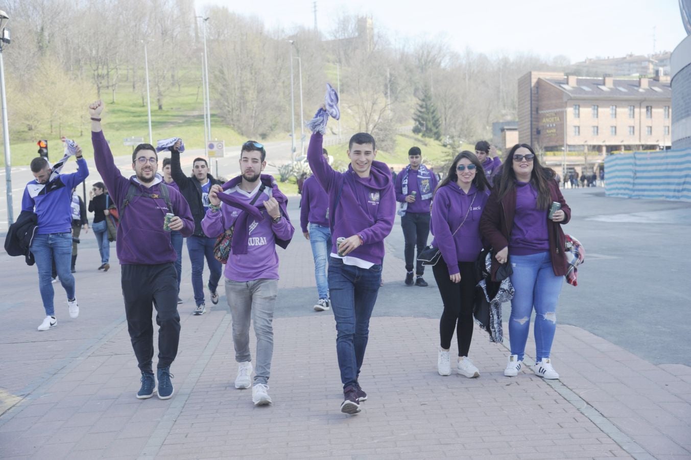 Los habitantes de Becerril de Campos se encuentran en San Sebastián donde disfrutarán de una comida en la Sidrería Salaberria con la afición realista y después estarán en las gradas animando a la Real