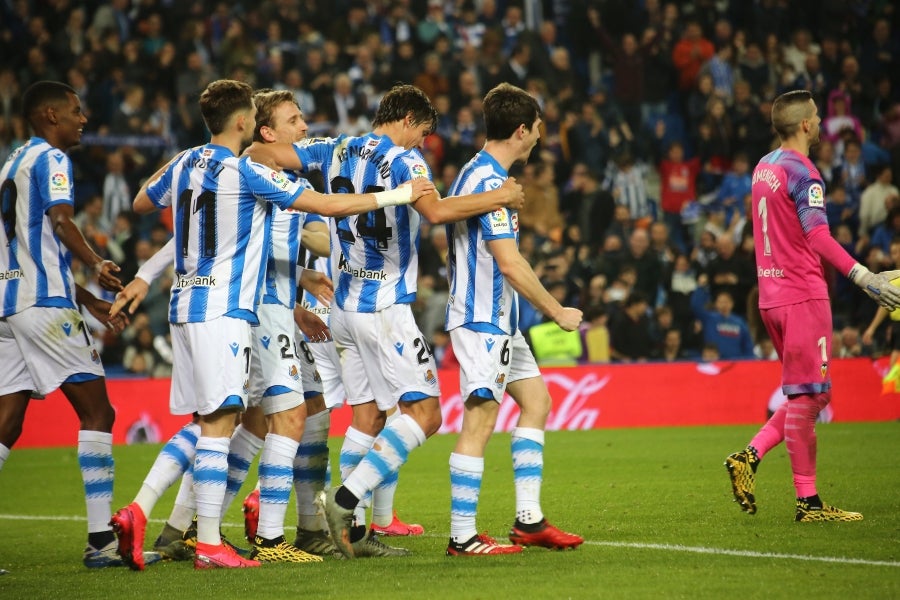 Fotos: Las mejores imágenes de la Real Sociedad contra frente al Valencia