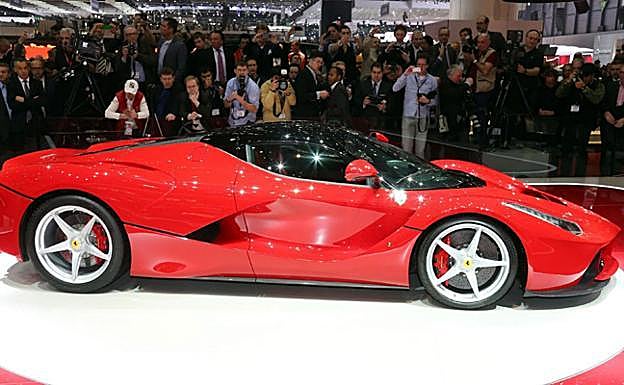 Suiza prohíbe los eventos de más de 1.000 personas y cancela el Salón del Automóvil de Ginebra por el coronavirus