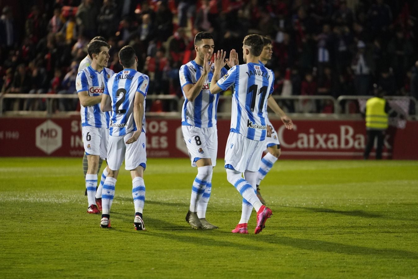 Ambientazo en Anduva para la vuelta de la semifinal de Copa entre Real Sociedad y Mirandés