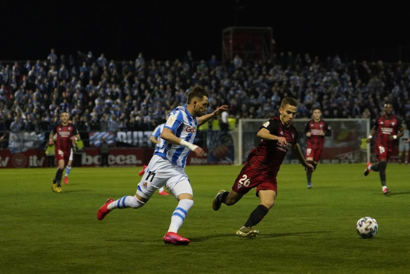 Ambientazo en Anduva para la vuelta de la semifinal de Copa entre Real Sociedad y Mirandés