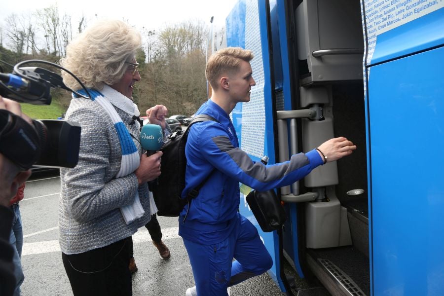 La expedición txuri urdin parte hacia Miranda. 