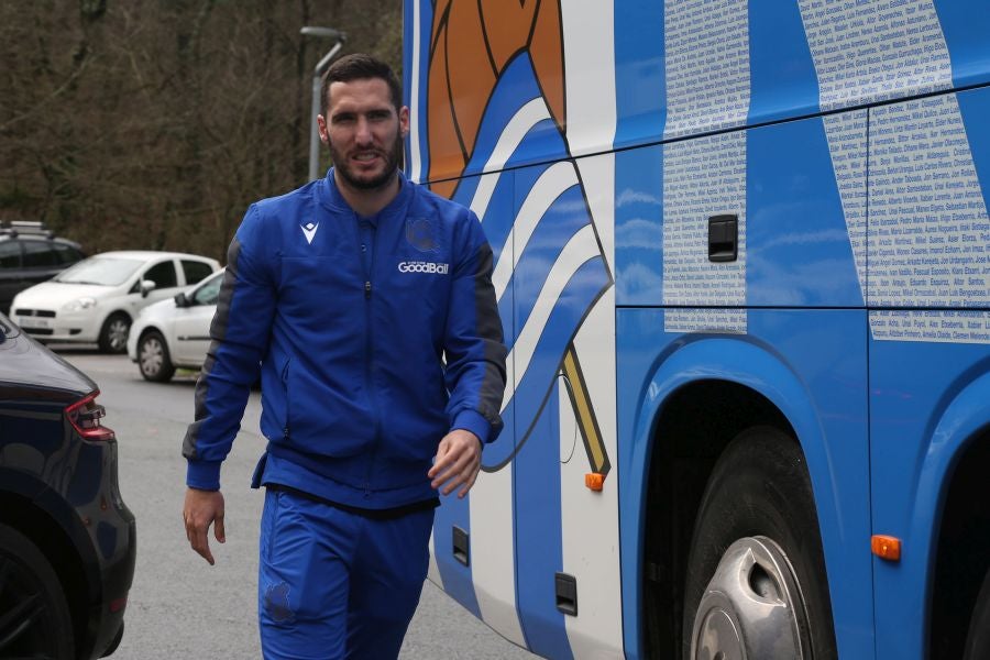 La expedición txuri urdin parte hacia Miranda. 